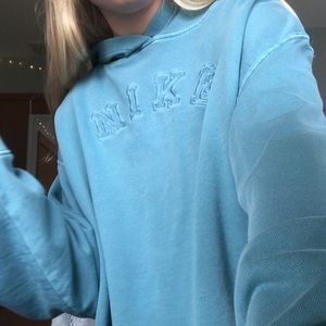 NIKE VINTAGE SWEATSHIRT (NWOT)